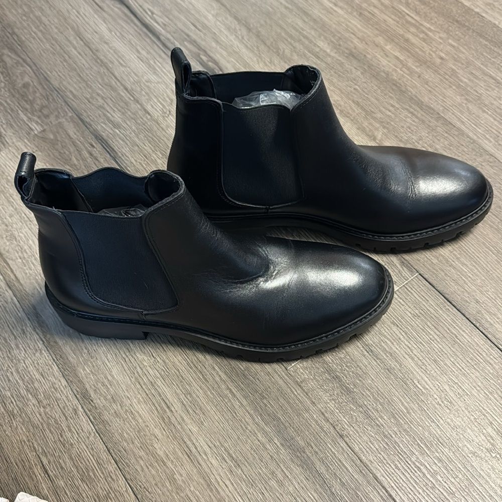 Steve Madden LYSETTE BLACK LEATHER Chelsea Ankle Boots Size 9.5 - Picture 5 of 10